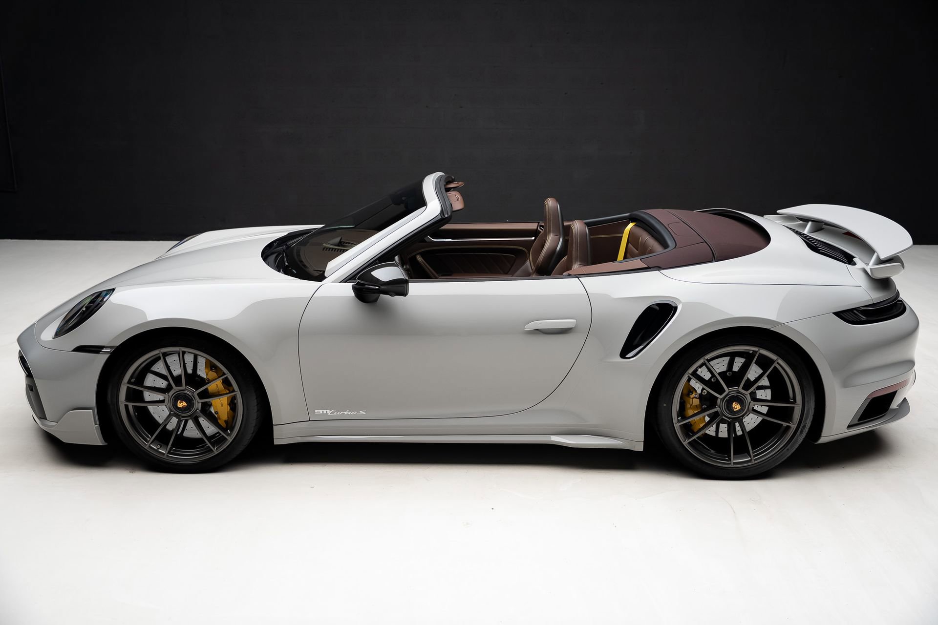 Used 2024 Porsche 911 Turbo S AWD/4WD image 19