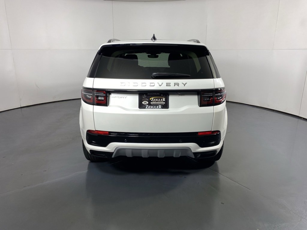 Used 2024 Land Rover Discovery Sport S image 6