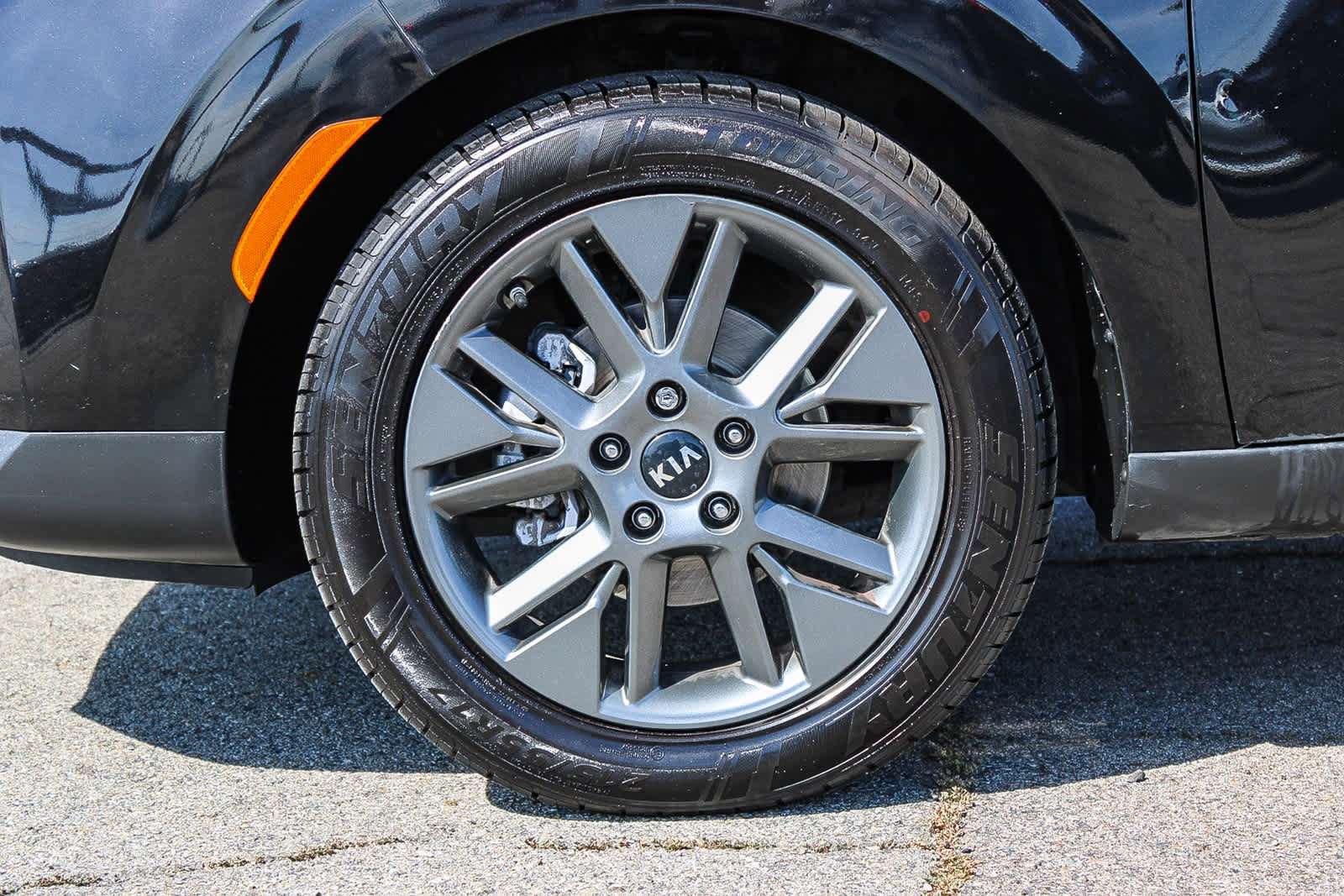 Used 2020 Kia Soul EX image 9