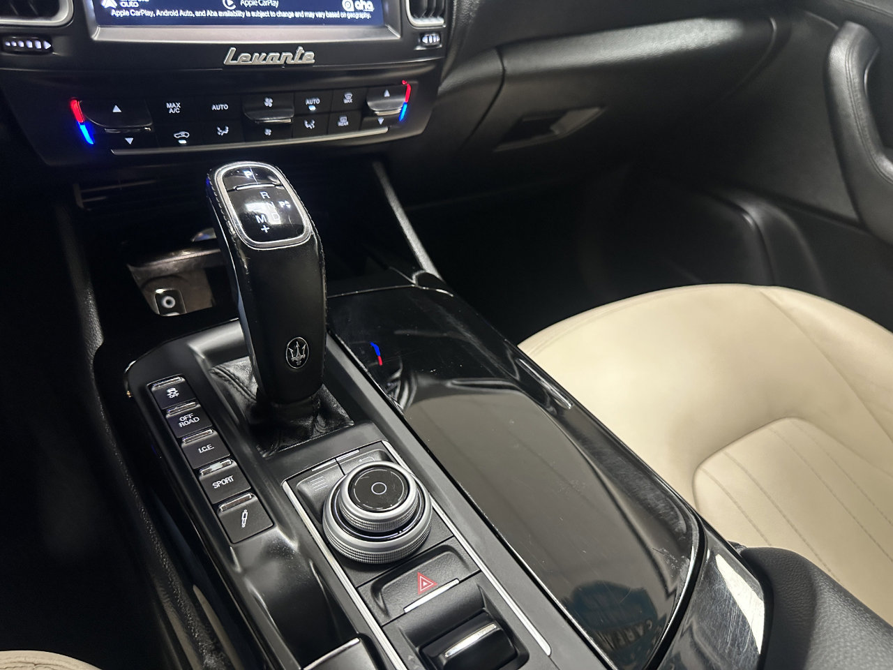 Used 2020 Maserati Levante S image 60