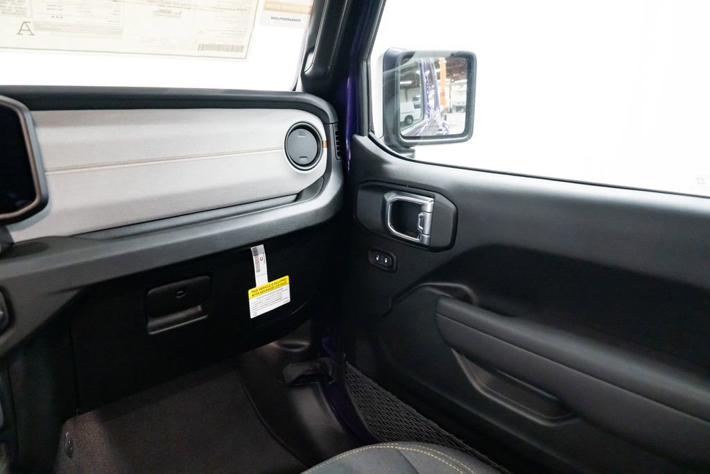 New 2026 Jeep Gladiator Sport AWD/4WD image 10