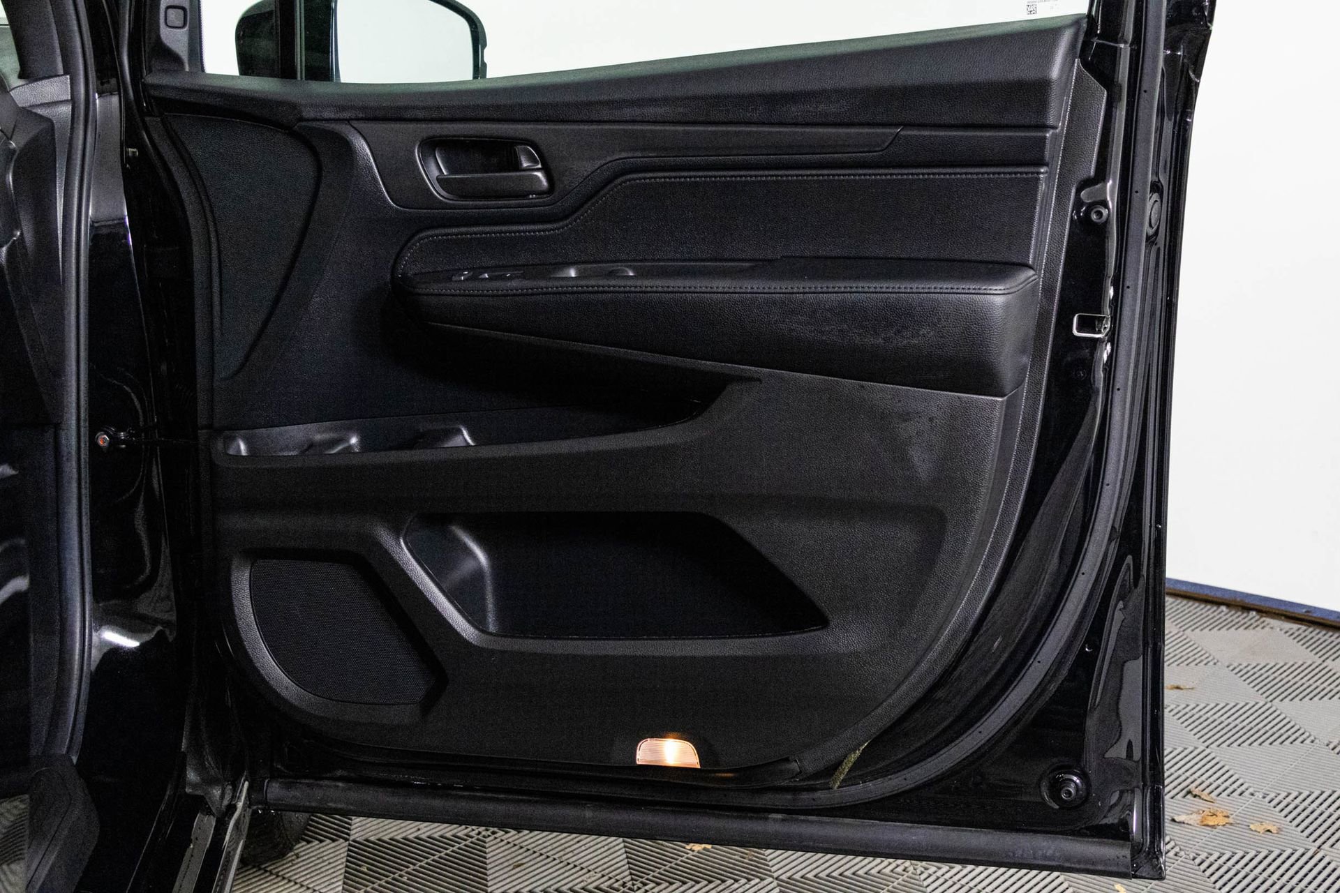 Used 2025 Honda Odyssey Sport-L image 37