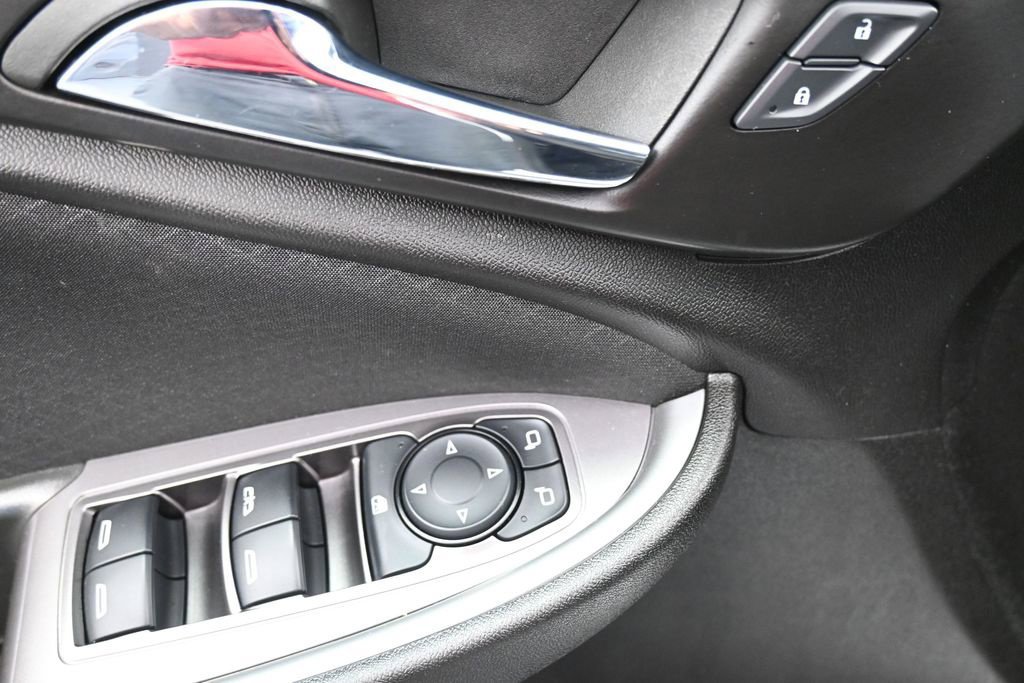Used 2025 Chevrolet Malibu LT FWD image 24