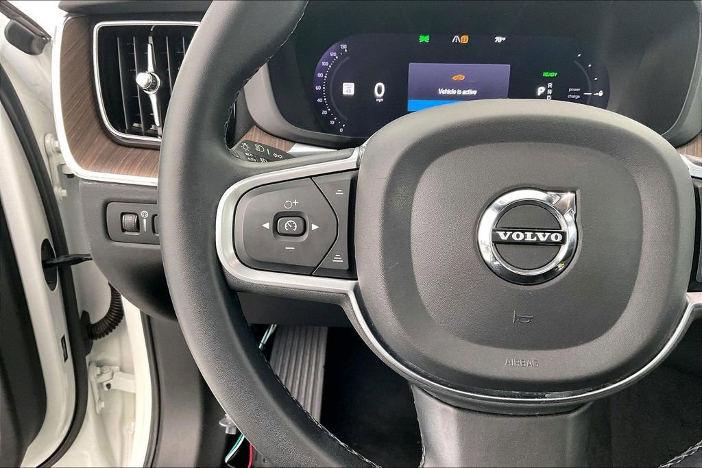 Certified 2022 Volvo XC60 T8 Inscription Expression image 25