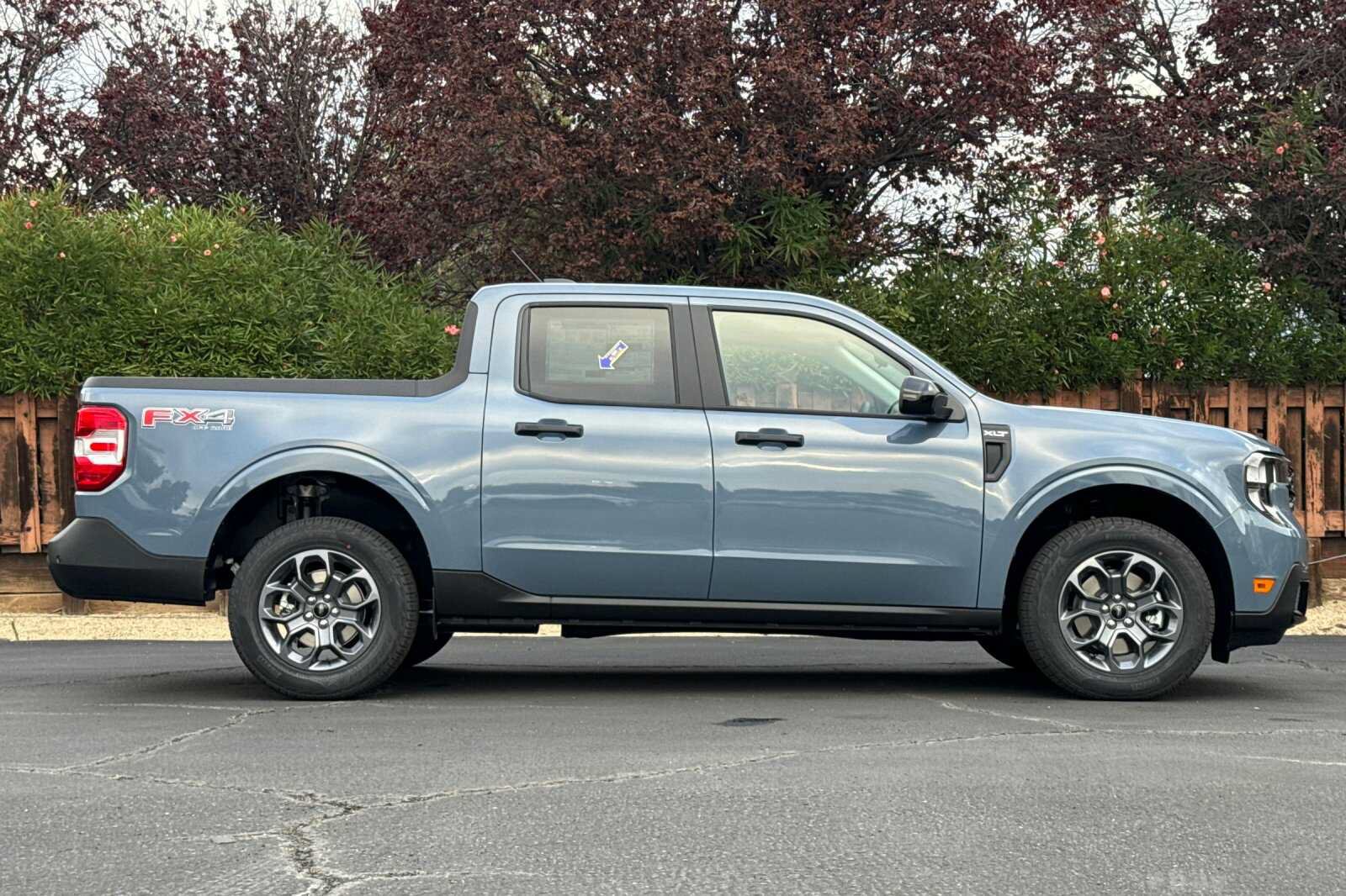 New 2025 Ford Maverick XLT w/ XLT Luxury Package AWD/4WD image 3