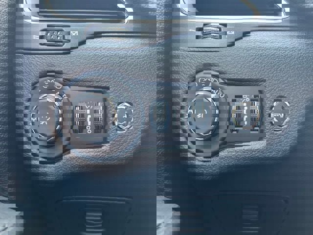 Used 2021 Jeep Cherokee Trailhawk w/ Premium Leather Package image 13