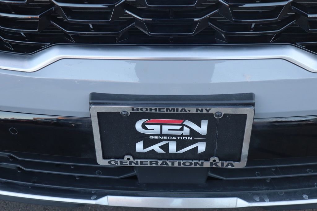 Used 2025 Kia Sorento S image 27