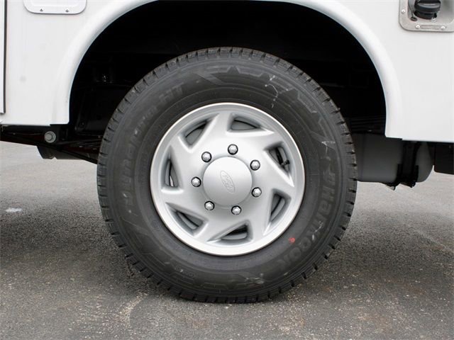 New 2026 Ford E-350 and Econoline 350 Super Duty w/ Power Equipment Group image 13