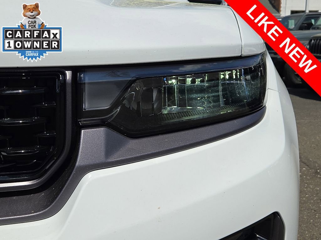 Used 2026 Jeep Grand Cherokee Limited Reserve AWD/4WD image 9