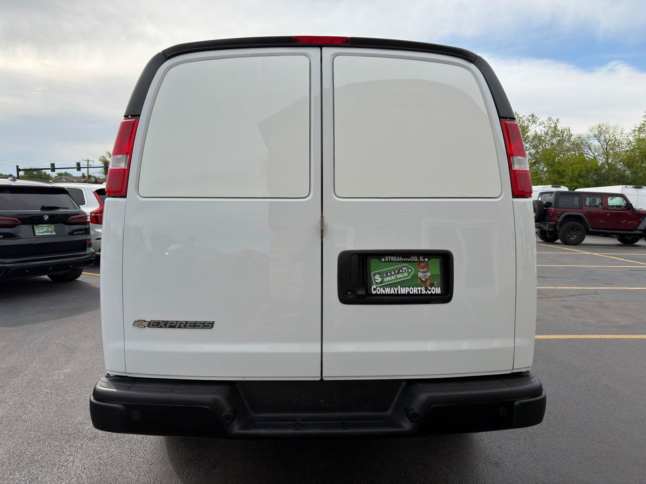 Used 2022 Chevrolet Express 2500 w/ Safety Package RWD image 7