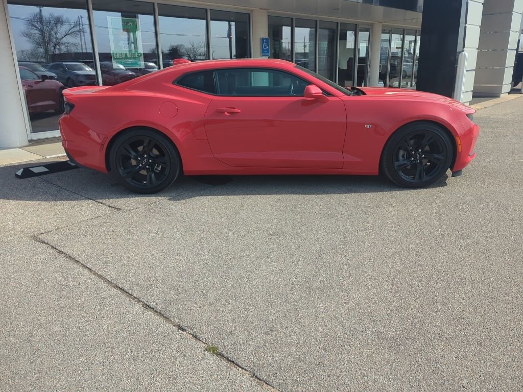 Used 2024 Chevrolet Camaro LT w/ RS Package image 5