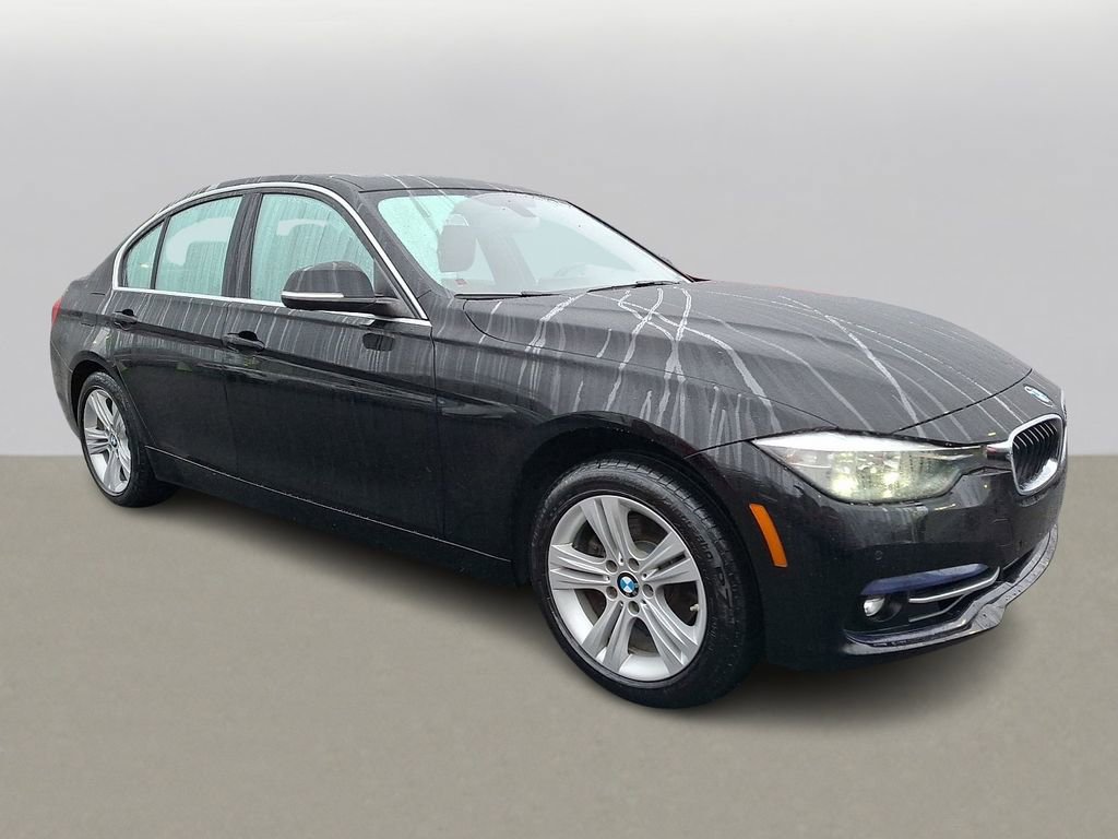 Used 2017 BMW 330i xDrive Sedan image 3