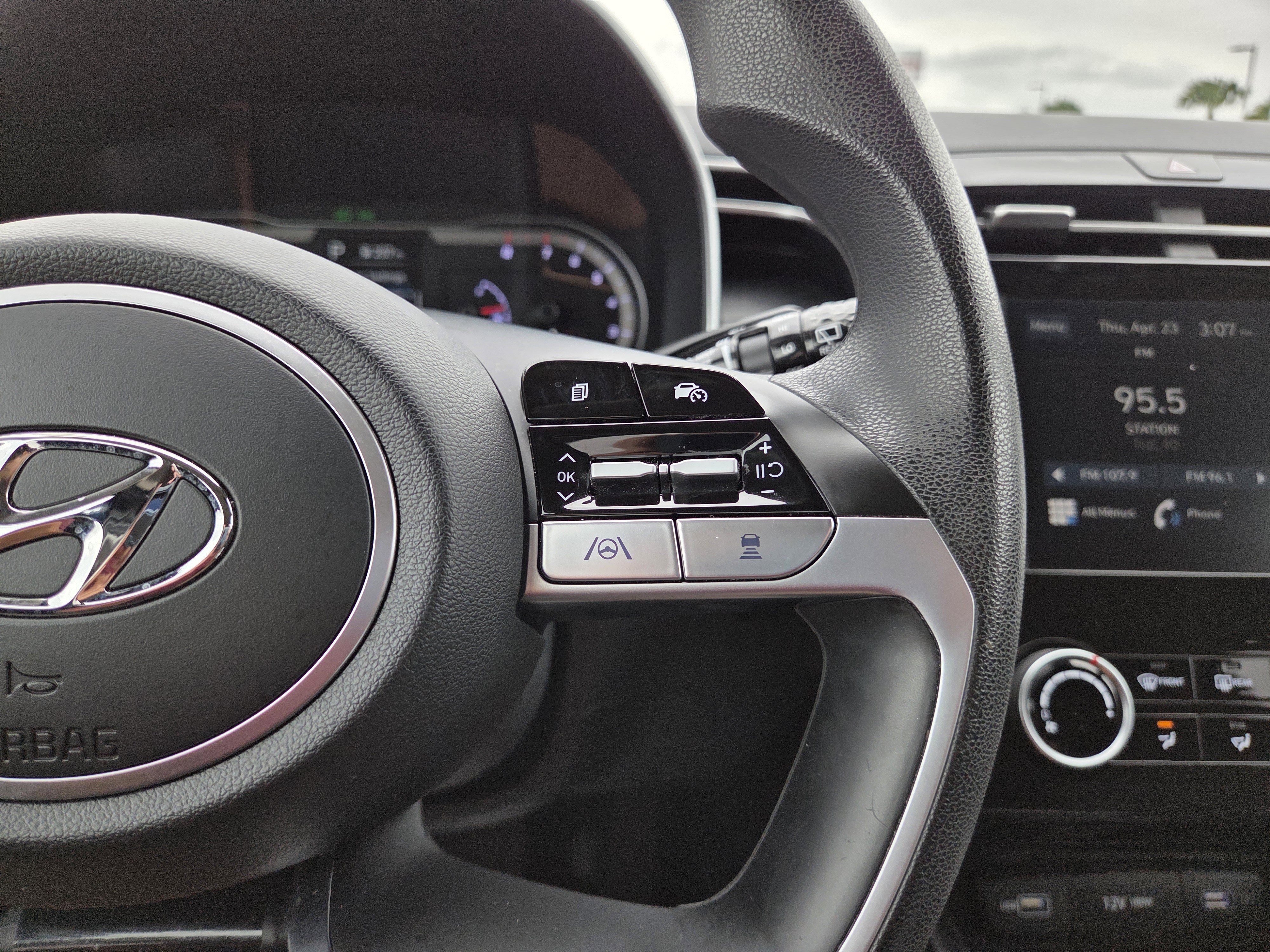 Used 2022 Hyundai Tucson SEL w/ Cargo Package FWD image 41