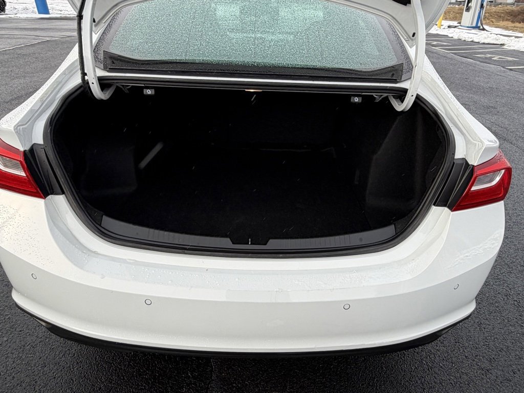 Used 2024 Chevrolet Malibu LT image 15