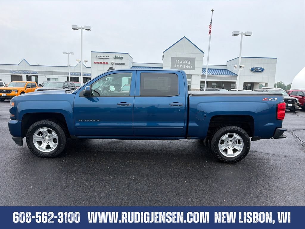 Used 2018 Chevrolet Silverado 1500 LT w/ All Star Edition AWD/4WD image 2