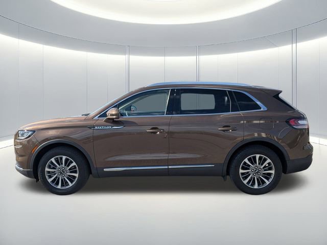 Used 2022 Lincoln Nautilus FWD w/ Premium Package image 9