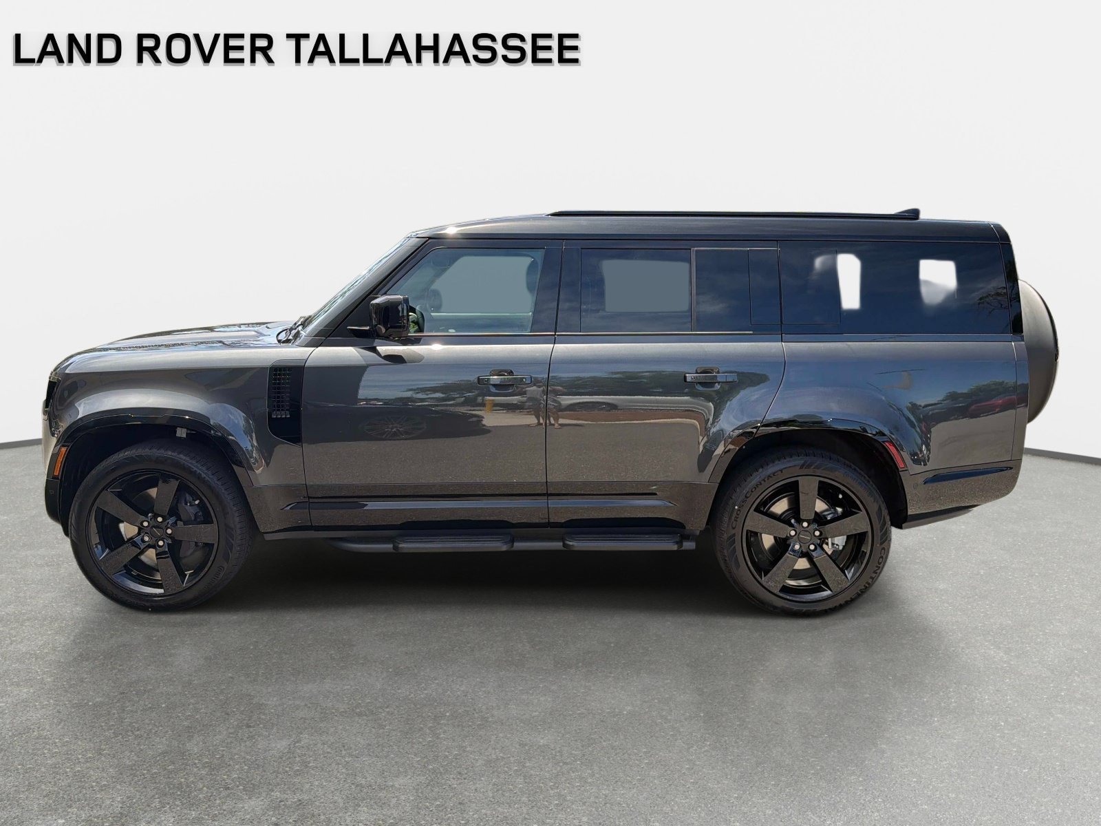 New 2026 Land Rover Defender 130 X-Dynamic SE AWD/4WD image 8