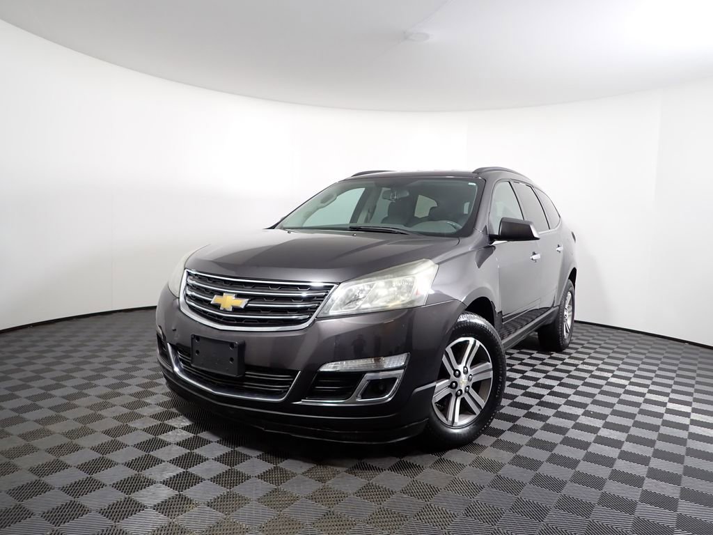 Used 2015 Chevrolet Traverse LT image 3