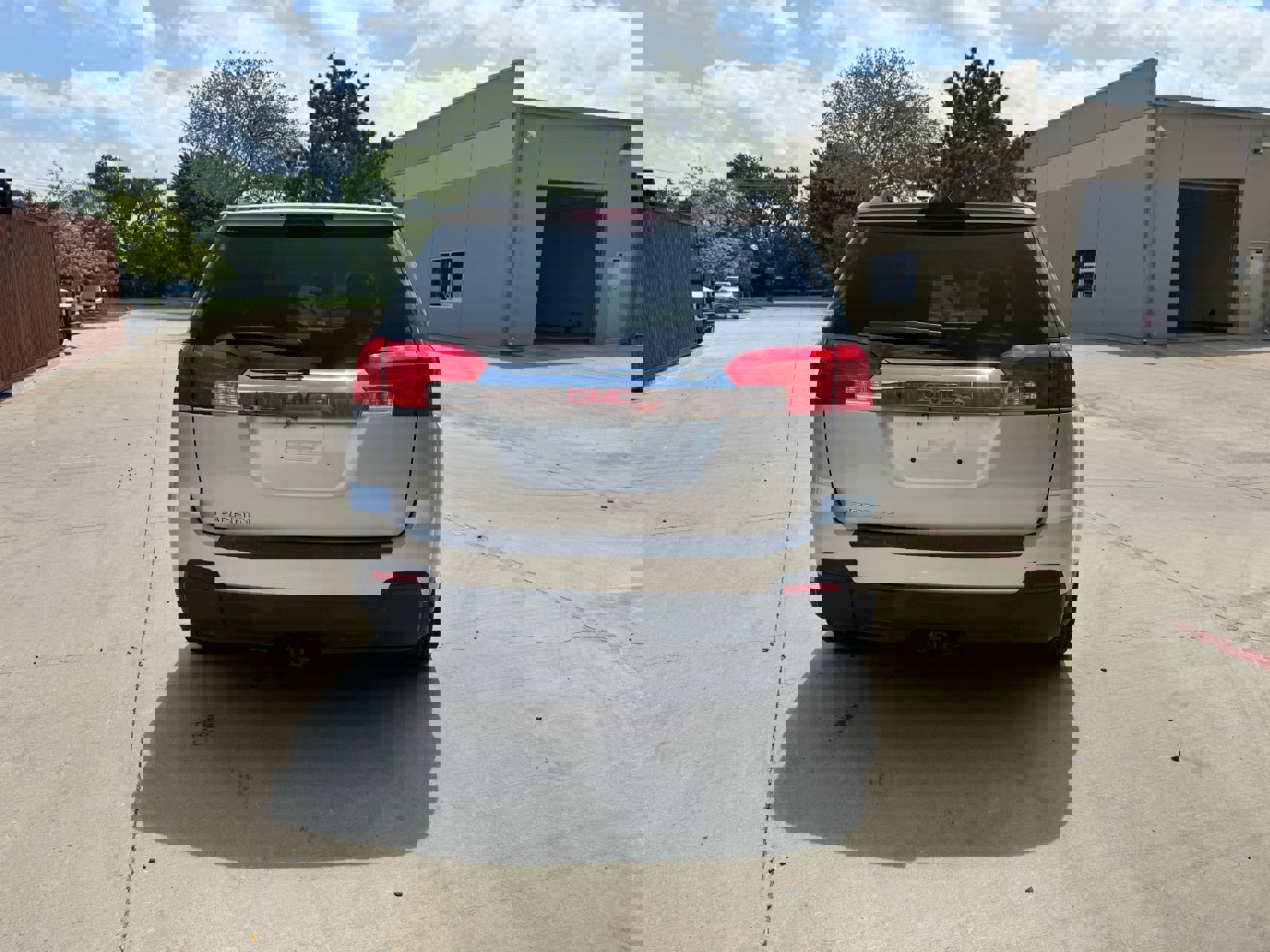 Used 2013 GMC Terrain SLE image 3