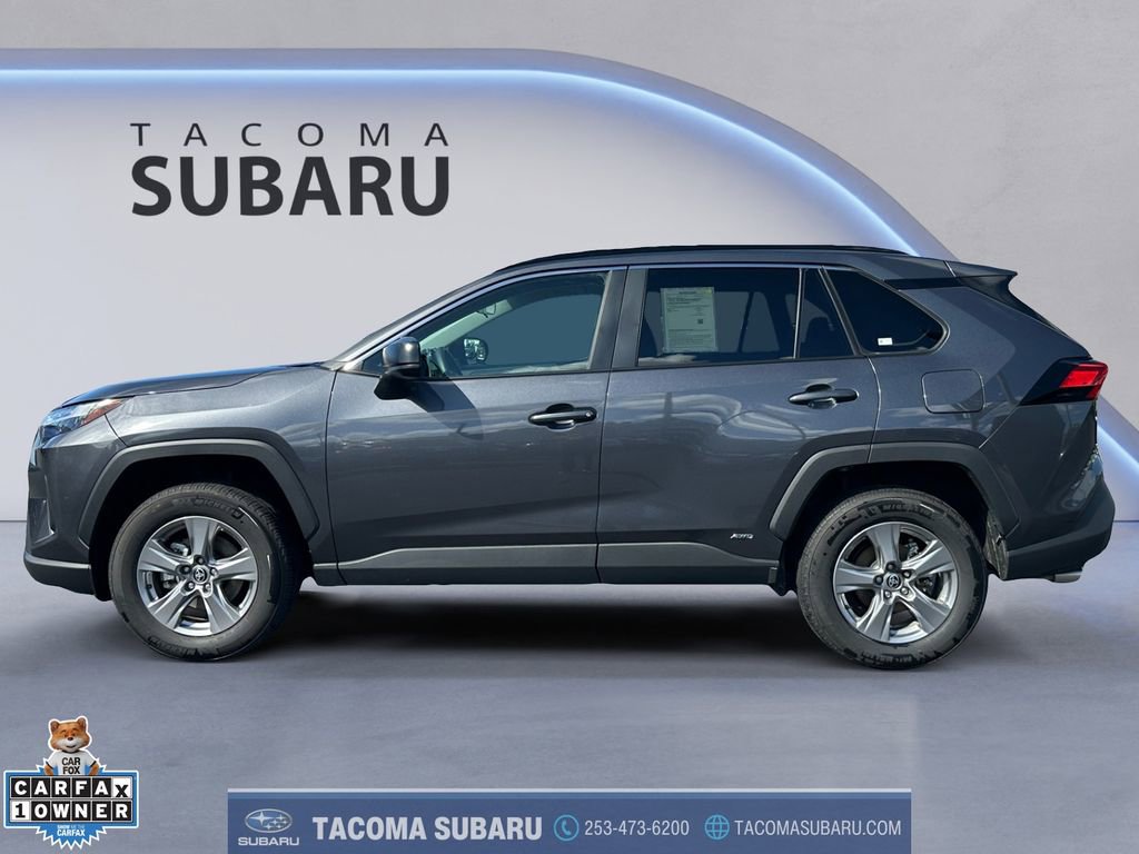 Used 2025 Toyota RAV4 LE AWD/4WD image 2