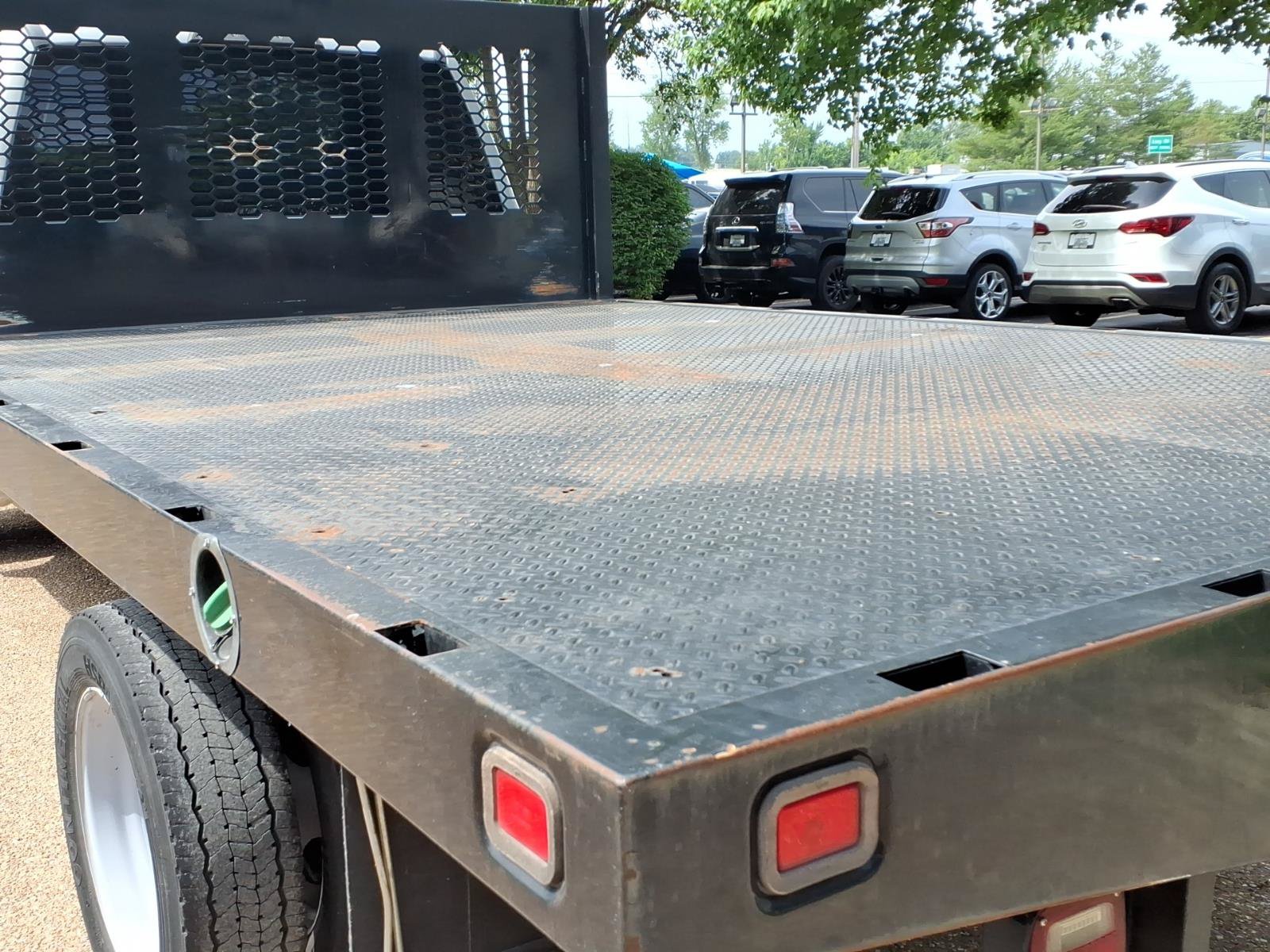 Used 2019 Ford F550 2WD Regular Cab Super Duty image 31