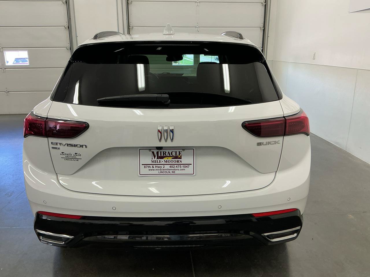 Used 2024 Buick Envision Sport Touring AWD/4WD image 5