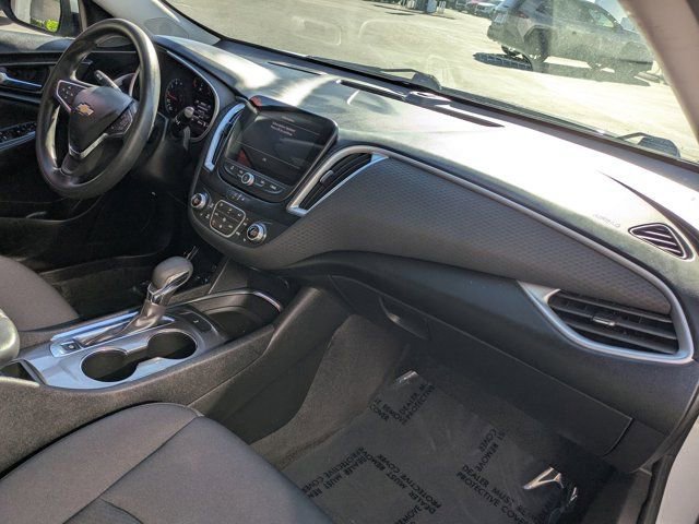 Used 2023 Chevrolet Malibu LT FWD image 6