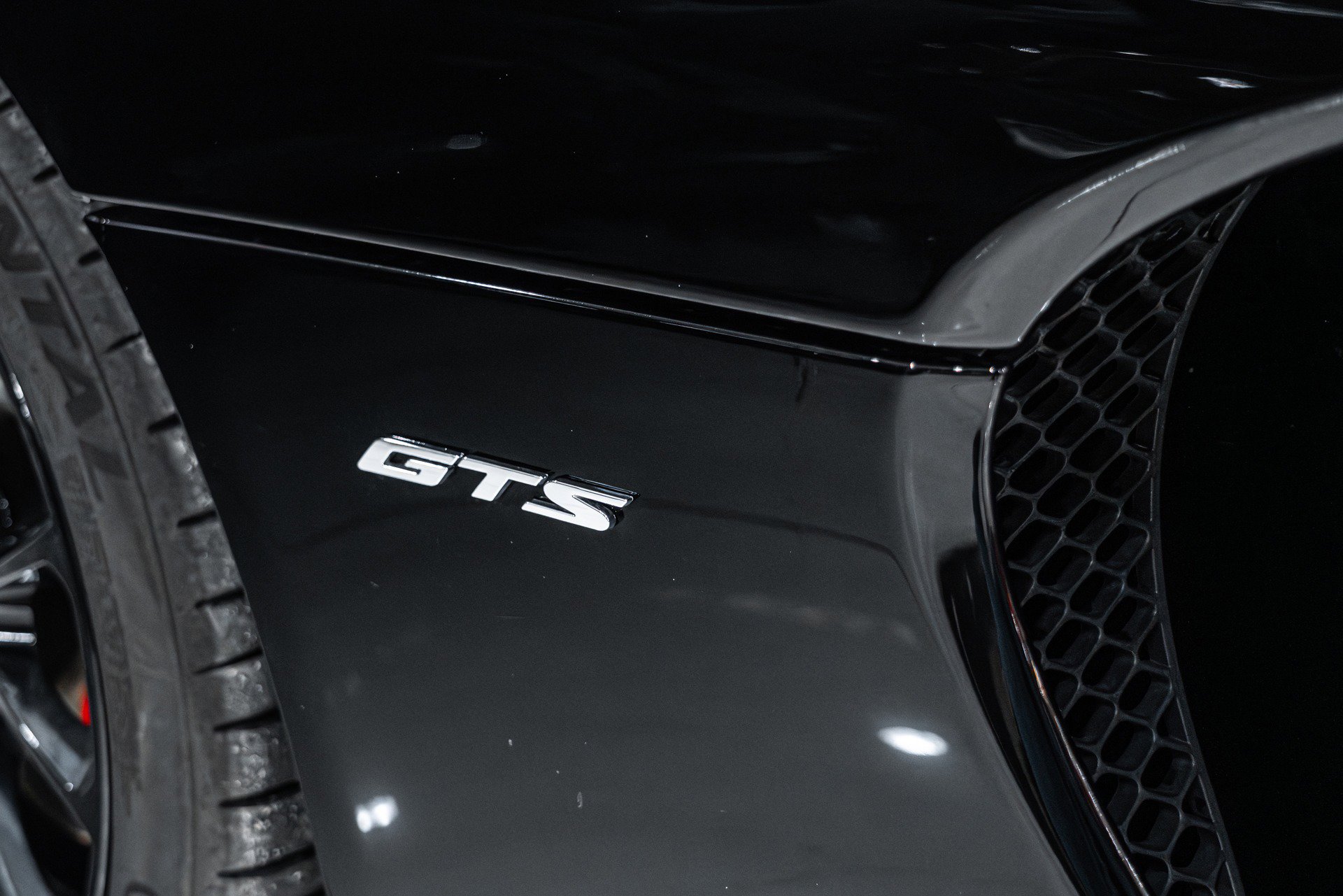 Used 2014 SRT Viper GTS w/ GTS Laguna Interior Package image 33