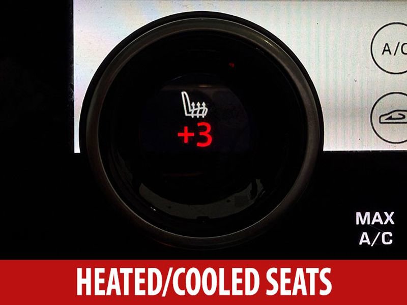 Used 2020 Land Rover Range Rover HSE image 15