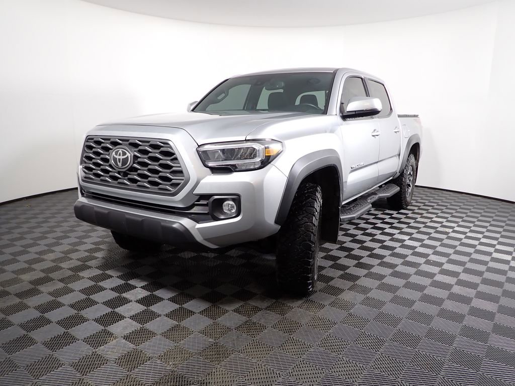 Used 2023 Toyota Tacoma TRD Off-Road w/ TRD Premium Off Road Package image 11