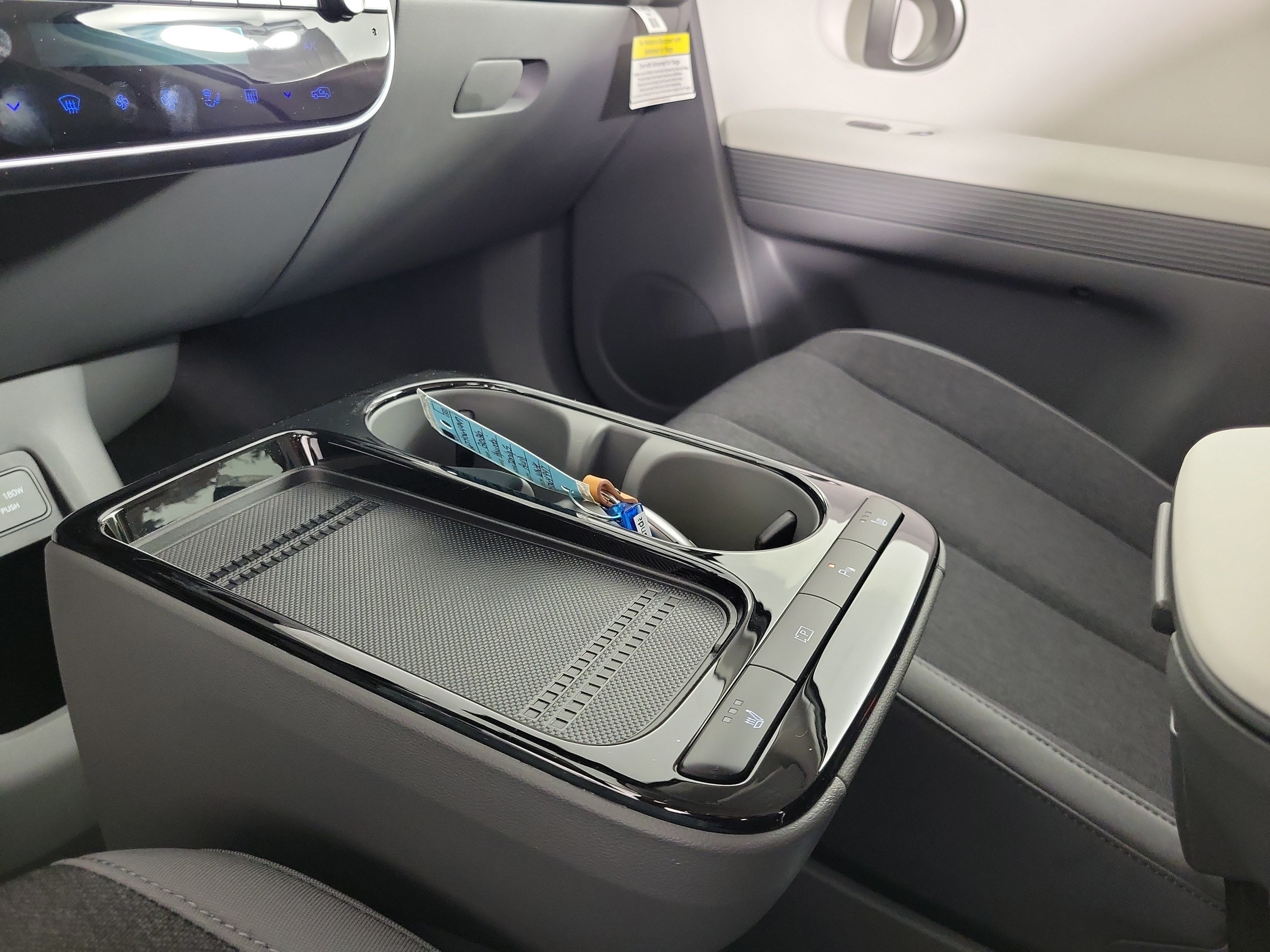 New 2026 Hyundai Ioniq 5 SE AWD/4WD image 18