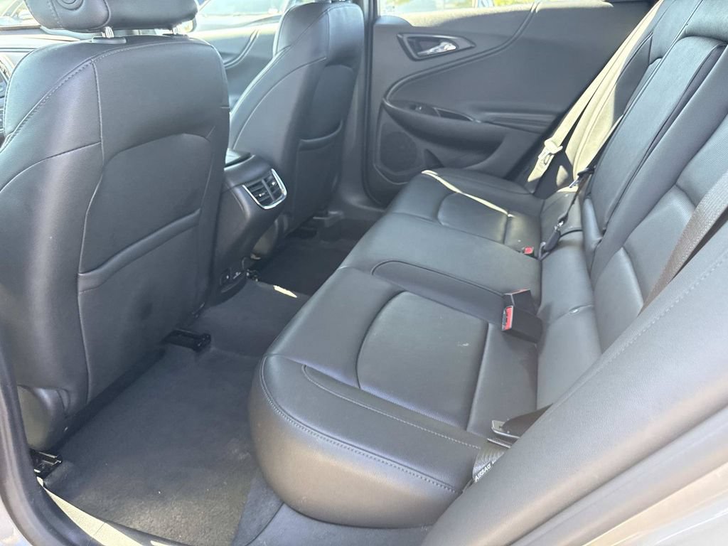 Used 2024 Chevrolet Malibu LT FWD image 13