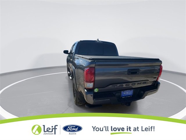 Used 2017 Toyota Tacoma TRD Off-Road image 9