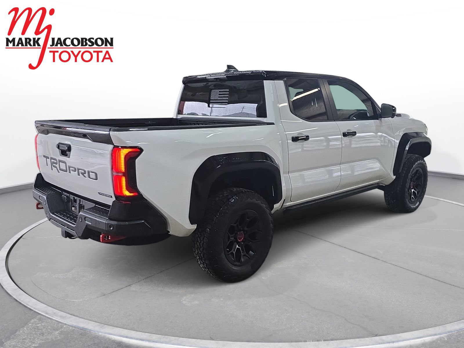 Used 2024 Toyota Tacoma TRD Pro AWD/4WD image 5