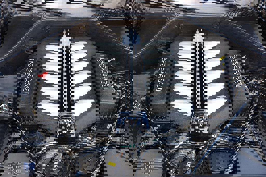 Used 2017 Rolls-Royce Dawn Convertible image 34