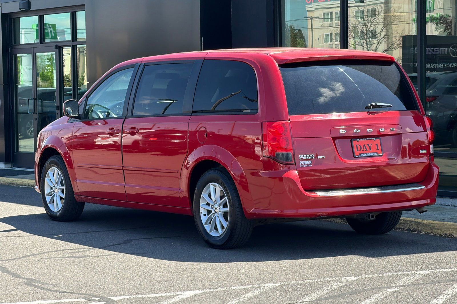 Used 2013 Dodge Grand Caravan SXT FWD image 7