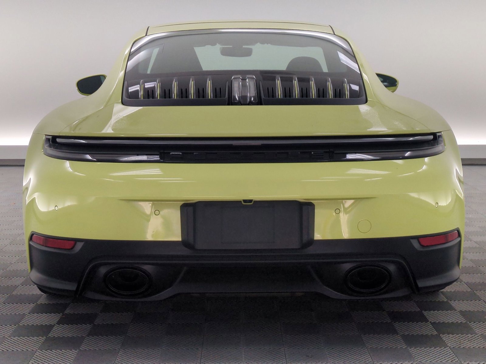 Certified 2025 Porsche 911 Carrera RWD image 11