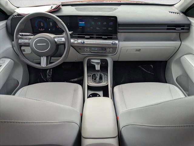 Used 2025 Hyundai Kona SEL image 19