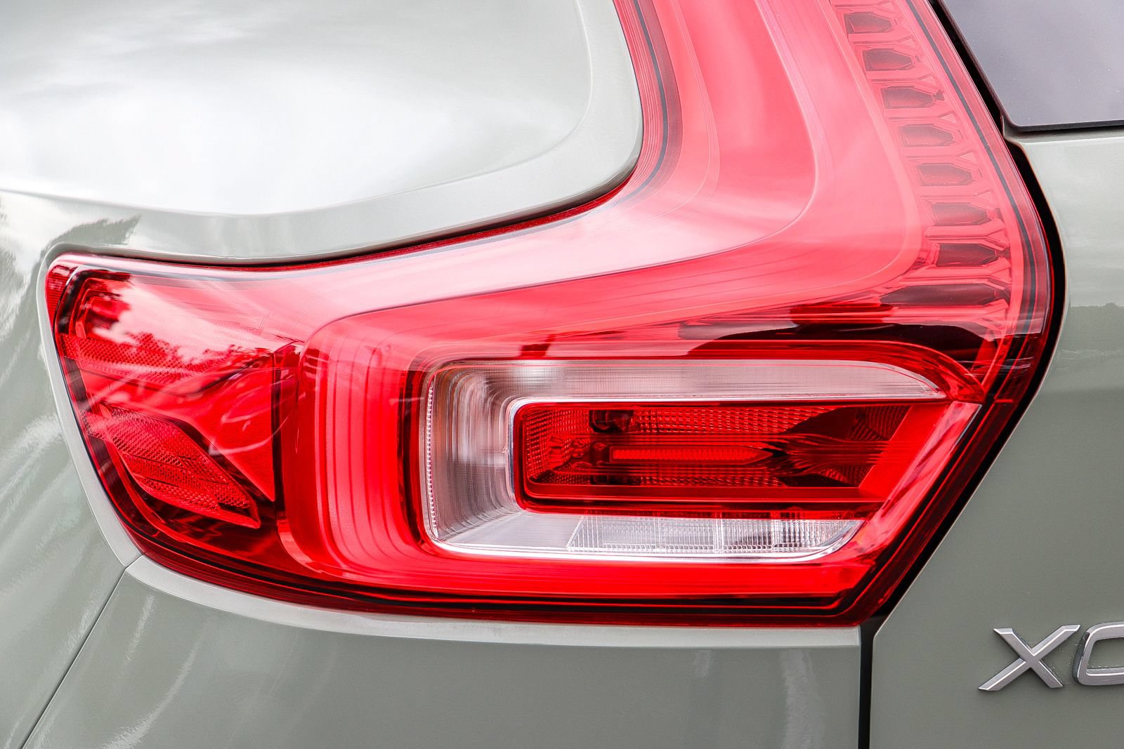Used 2023 Volvo XC40 Recharge Plus AWD/4WD image 9