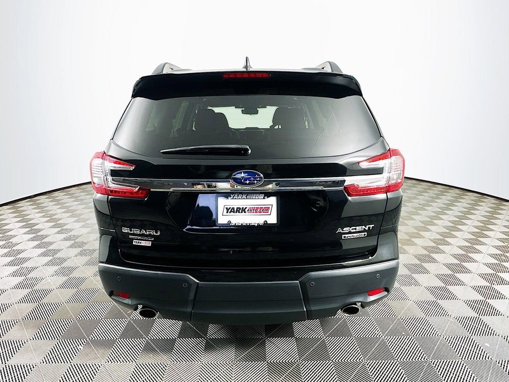 Used 2023 Subaru Ascent Touring AWD/4WD image 9