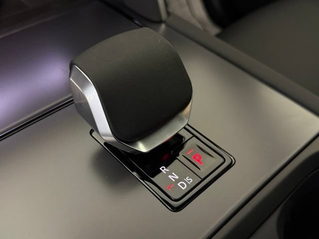 New 2025 Land Rover Discovery Sport Dynamic SE AWD/4WD image 20