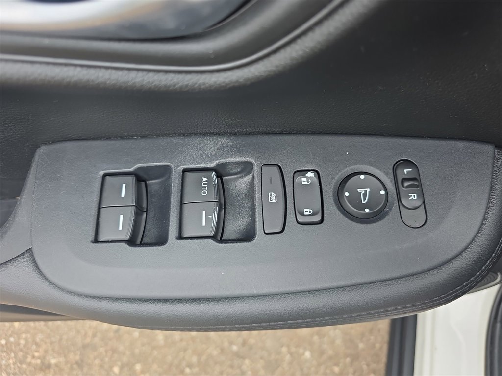 Used 2023 Honda HR-V LX image 26