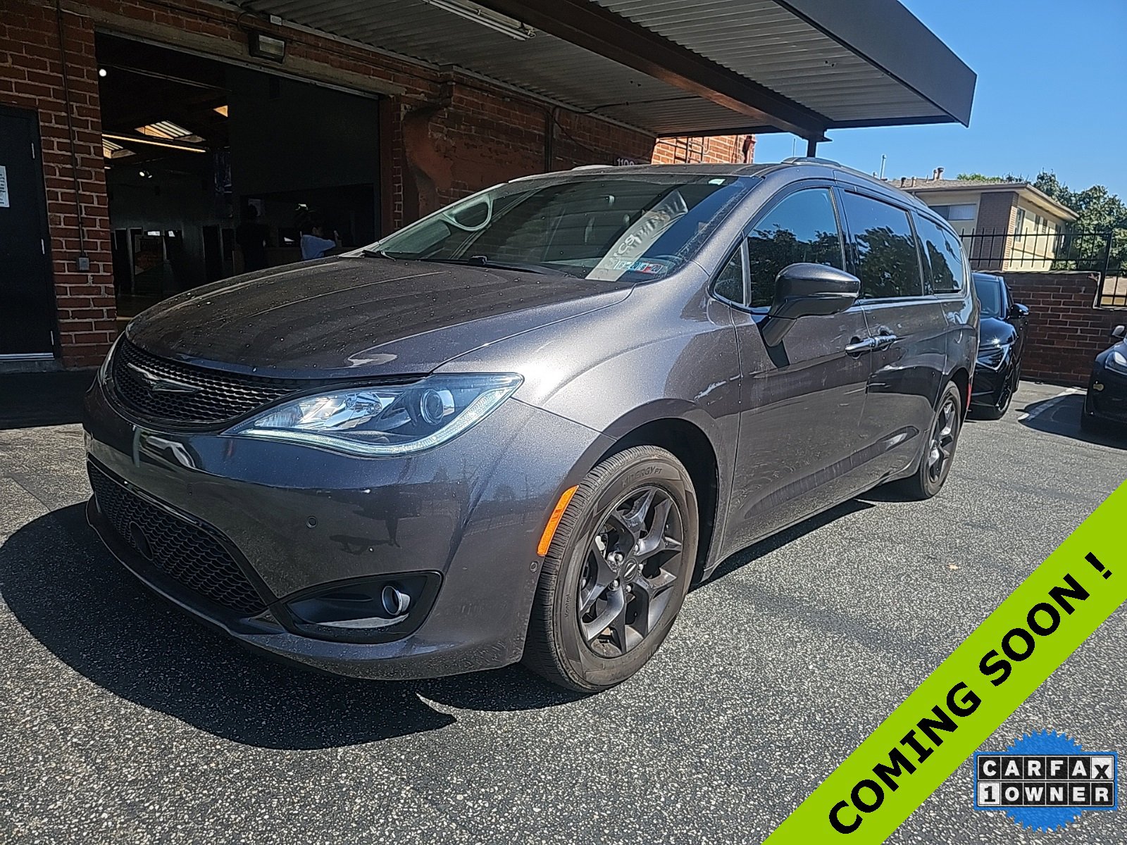 Used 2019 Chrysler Pacifica Limited w/ Advanced Safetytec Group