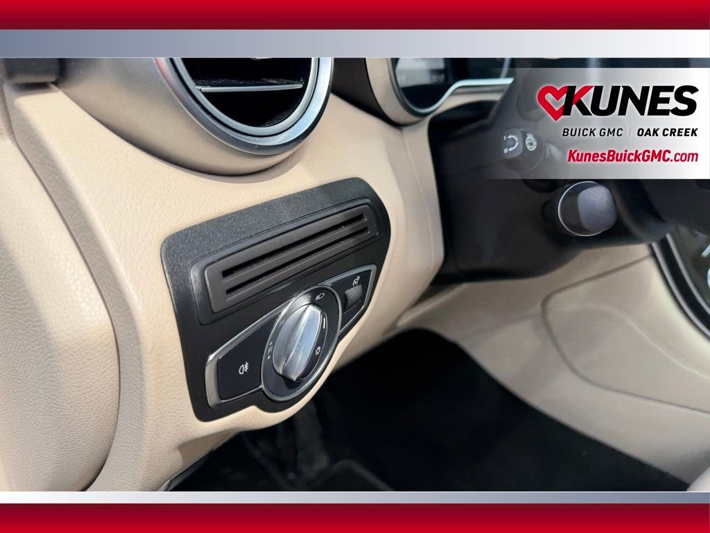 Used 2018 Mercedes-Benz GLC 300 4MATIC image 7