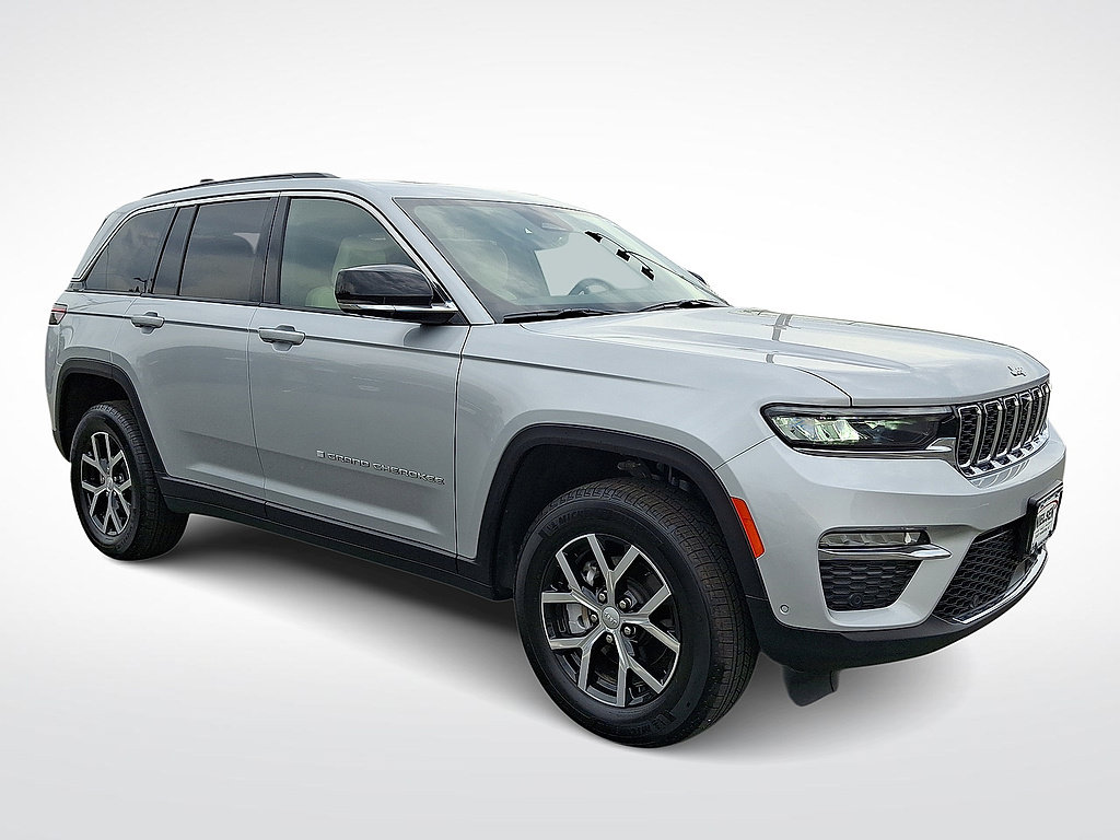 Used 2025 Jeep Grand Cherokee Limited w/ Luxury Tech Group II