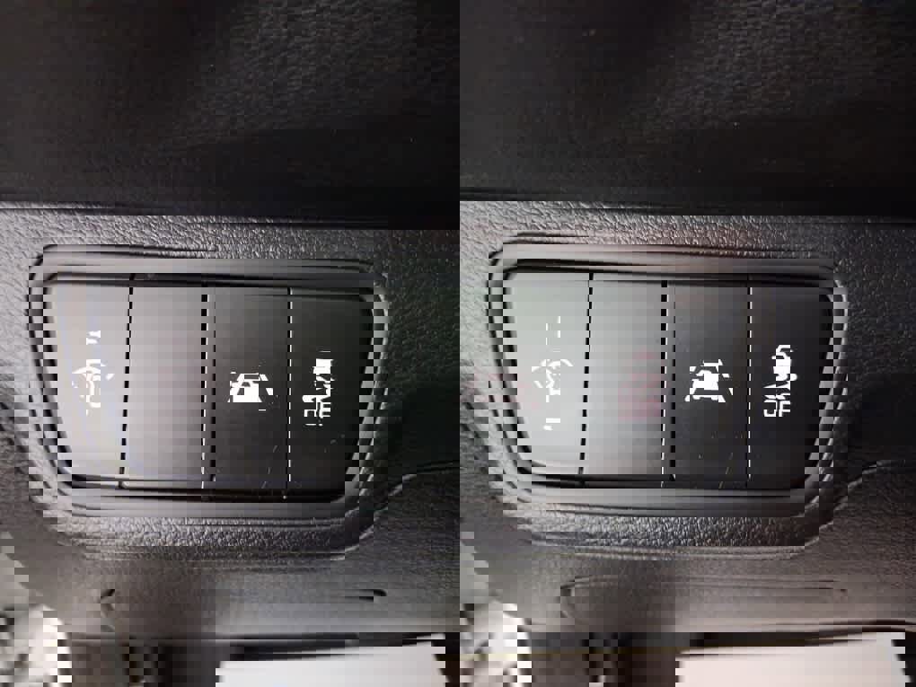 Used 2020 Kia Forte LXS image 32