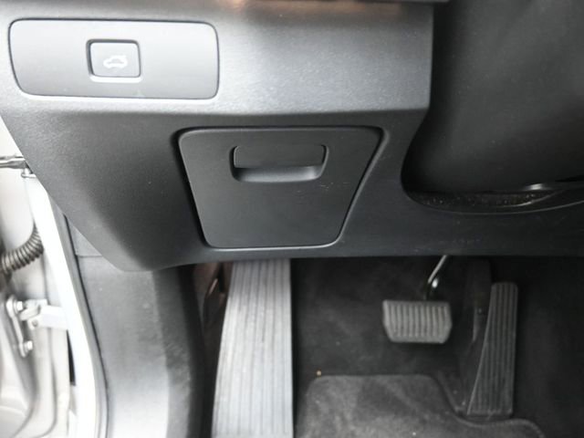 Certified 2023 Volvo XC90 B5 Plus image 16