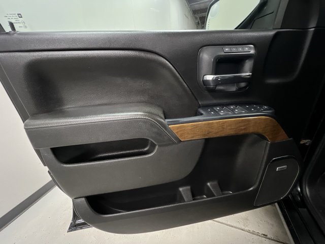 Certified 2018 Chevrolet Silverado 1500 LTZ w/ Sport Package AWD/4WD image 21
