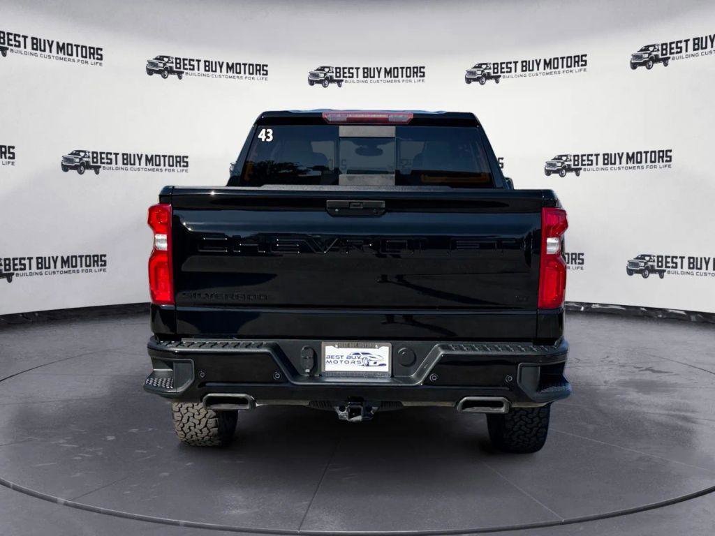Used 2020 Chevrolet Silverado 1500 LT Trail Boss w/ Midnight Edition image 8