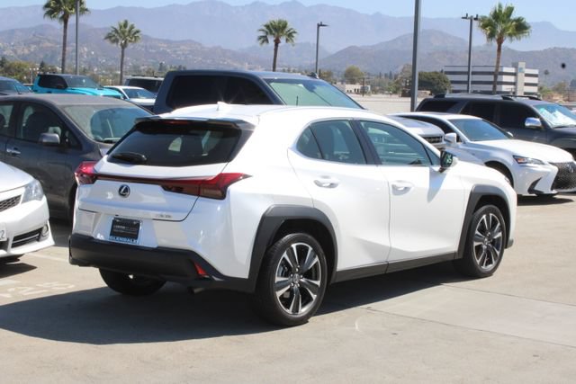Certified 2025 Lexus UX 300h FWD image 20